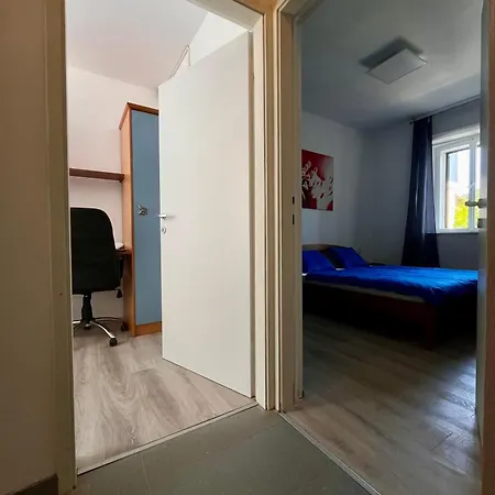 Проживание в семье Center 2