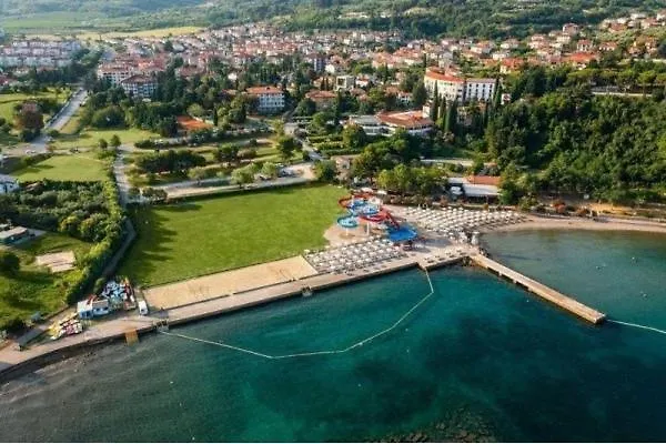 Center 2 Pansiyon Izola